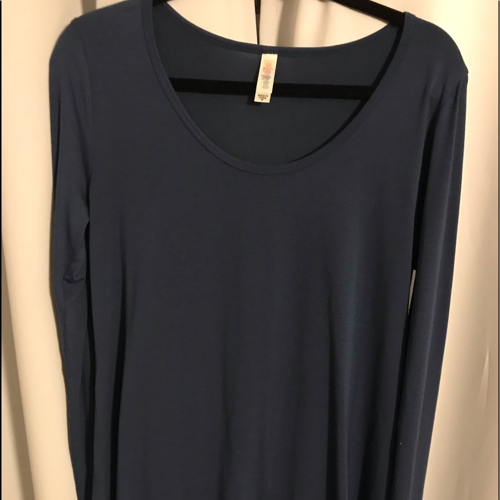 LuLaRoe long sleeve perfect tee. EUC indigo blue